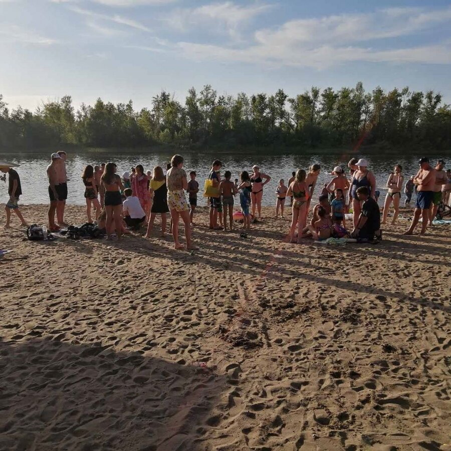 фото с места гибели восьмилетней девочки, взято из интернета.