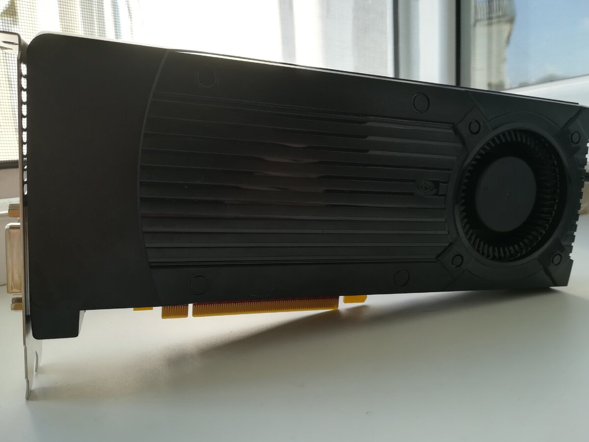 GTX 960 в референсном исполнении