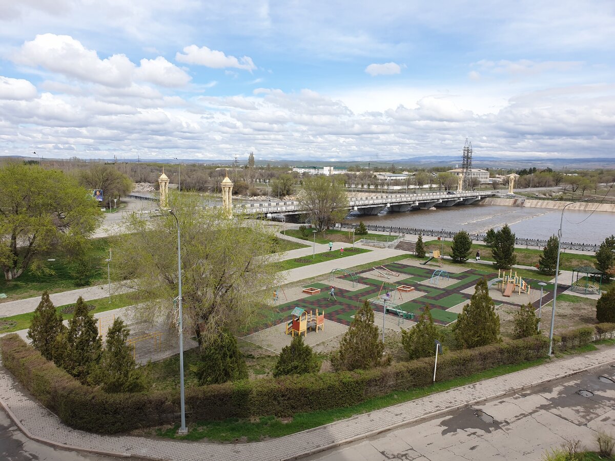 Вид из окна