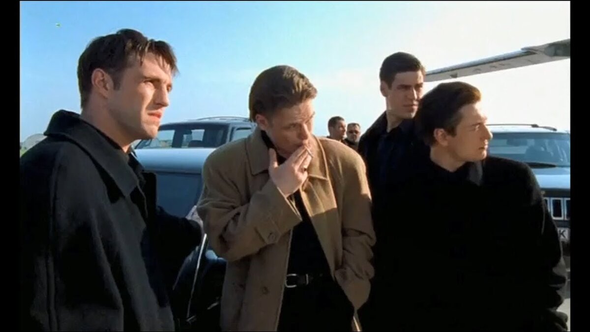 Кадр из сериала "Бригада"