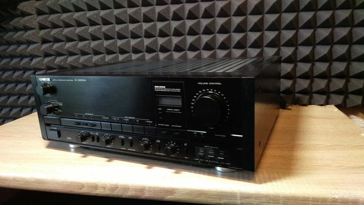 Kenwood D-3300A .Фото из открытых источников.