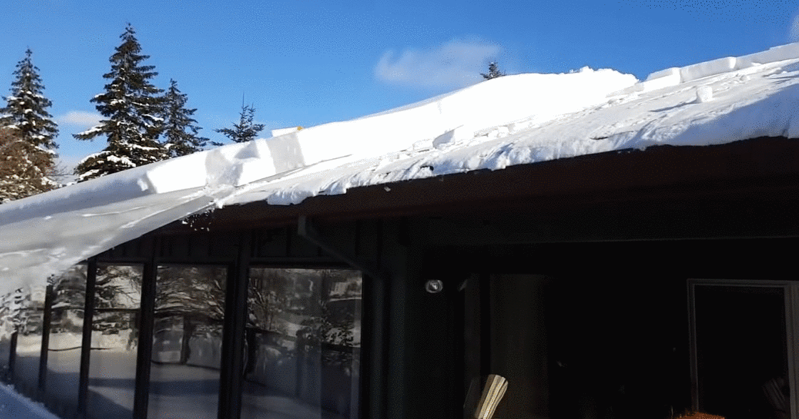  Для уборки снега с крыши