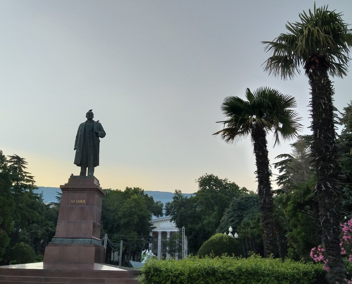 В Ялте этим летом уже были.