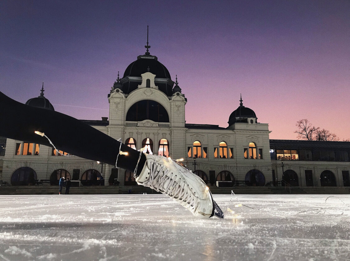 Фото от фигуристки  Аделины Звездовой