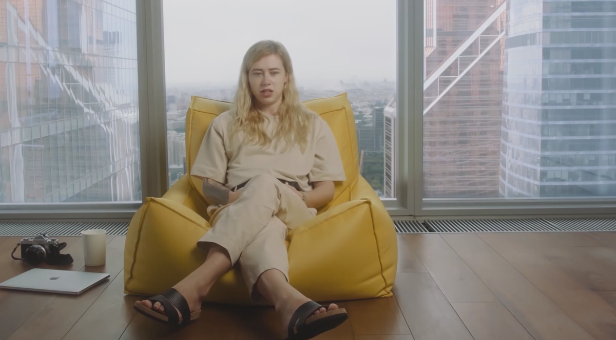 Кадр из фильма Саши Митрошиной "Ушла быть блогером"