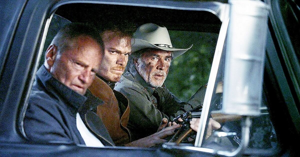 Троемордие, оно же - любимый ракурс советских художников-пропагандистов, рисовавших плакаты в стиле "Маркс - Энгельс - Ленин".