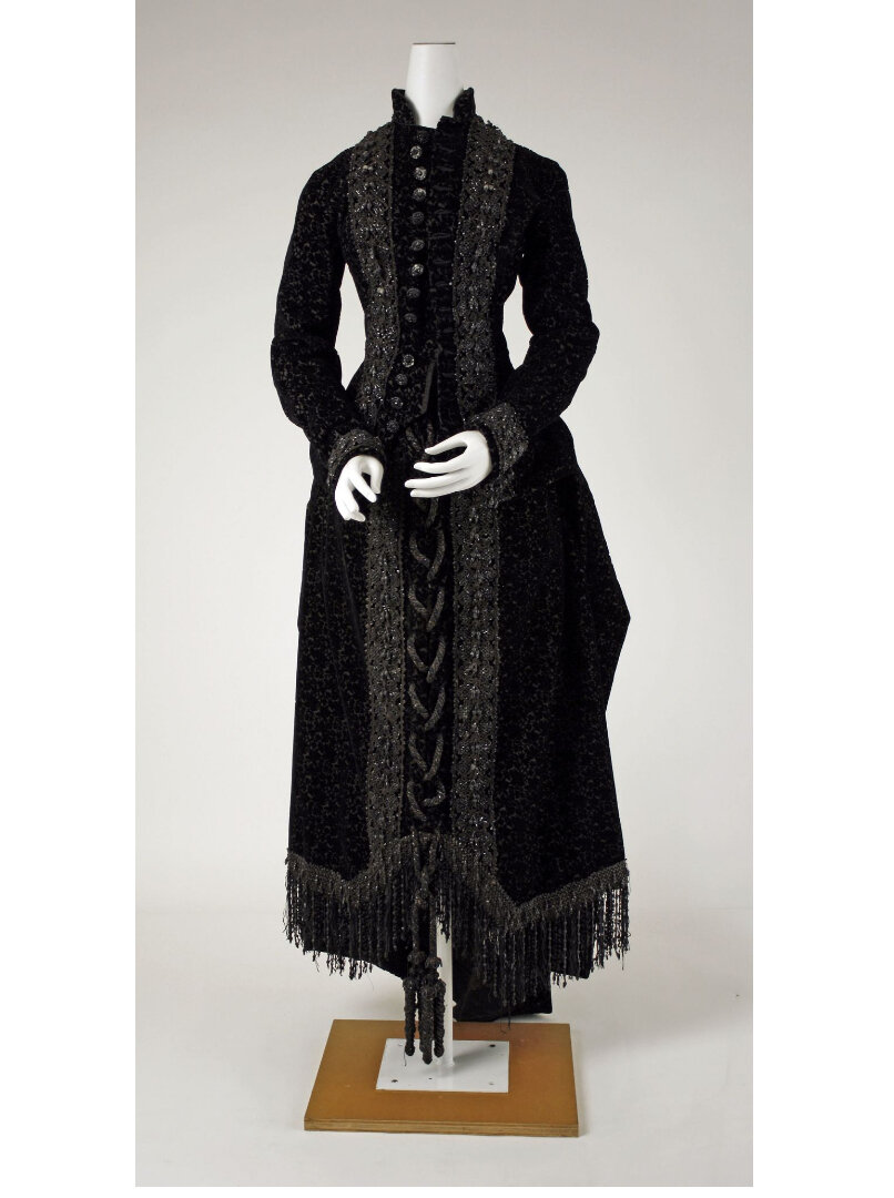 Траурное платье викторианской эпохи
