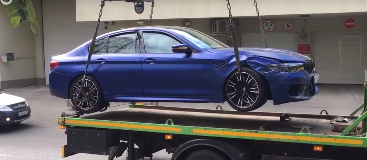 Автомобиль Игнатьева после ДТП