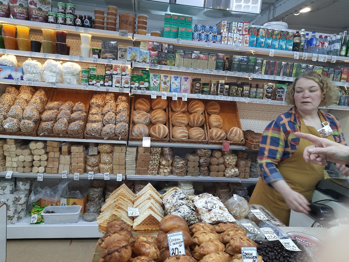 Хлеба разных сортов собственного производства