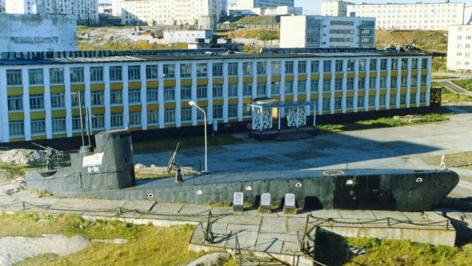 Рубки подводных лодок - самые "везучие" (после якорей) части кораблей в плане того, чтобы стать памятником или его частью. В нашей стране их установлено 22 шт.-14