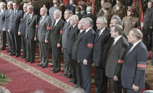 Члены Политбюро ЦК КПСС на похоронах К.У. Черненко. 1985 год