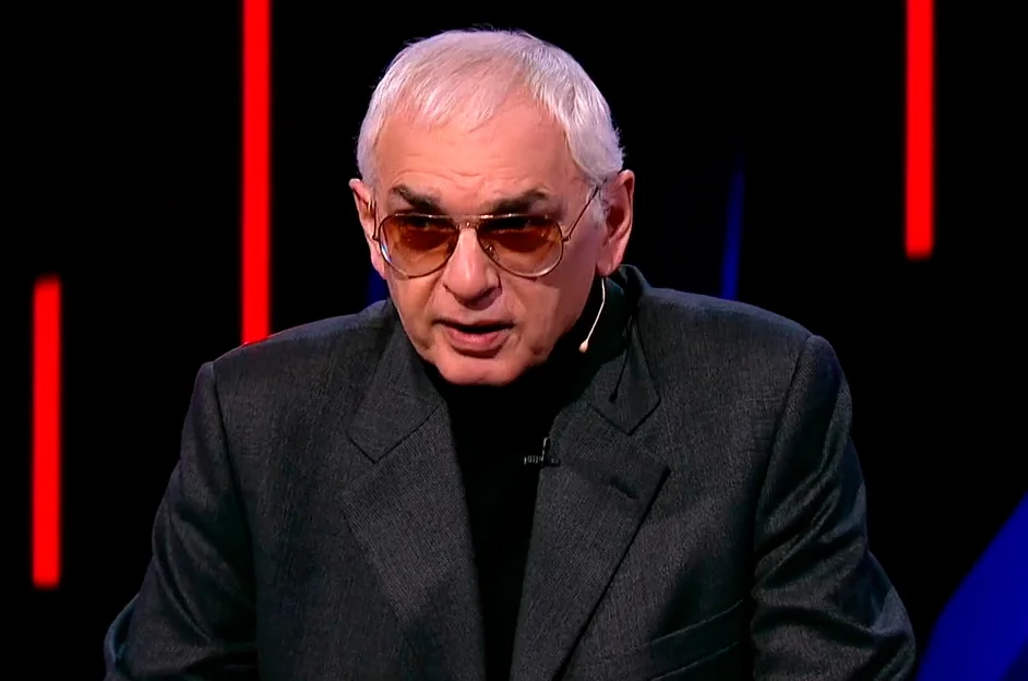 Право знать шахназаров. Шахназаров Карен Георгиевич. Карен Шахназаров Соловьев. Шахназаров Россия. Карен Шахназаров звезда на звезде