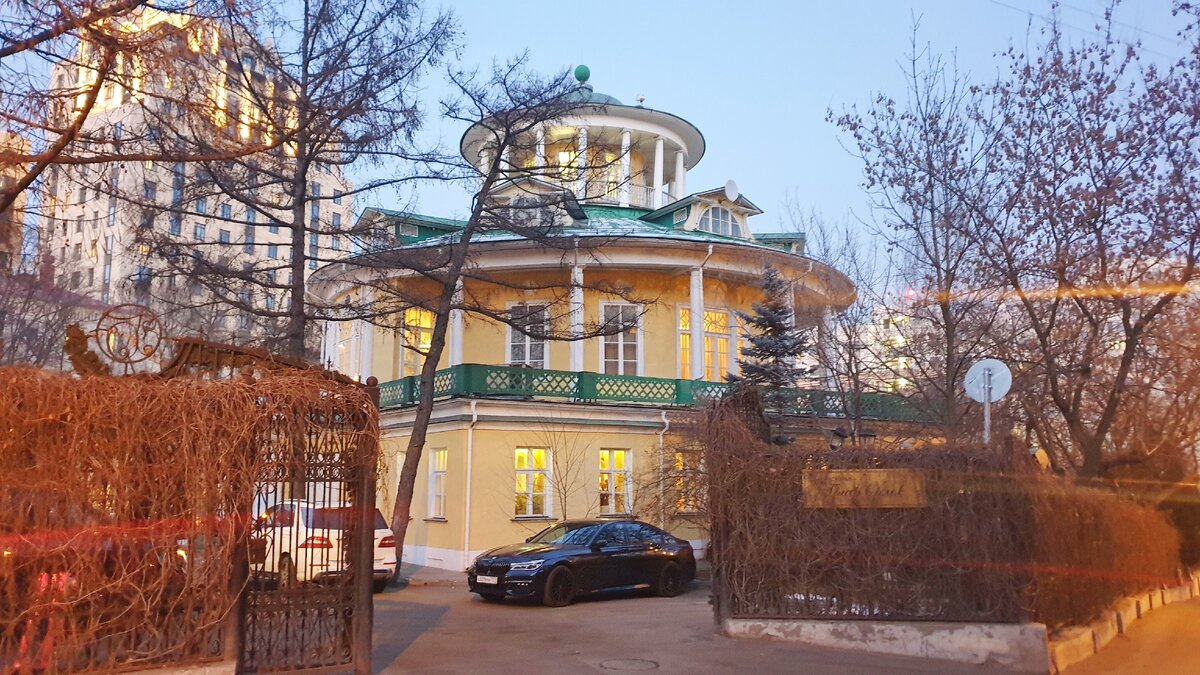 Въезд с улицы