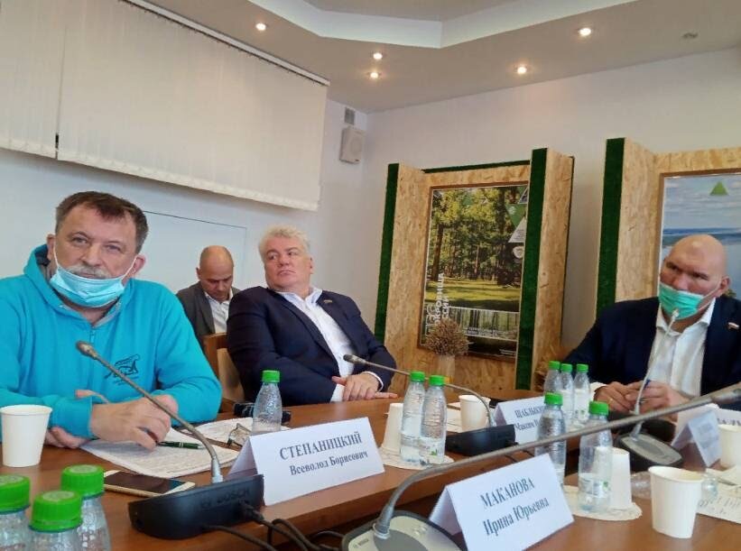Заседание рабочей группы по особо охраняемым природным территориям. Источник: Facebook / Антон Хлынов