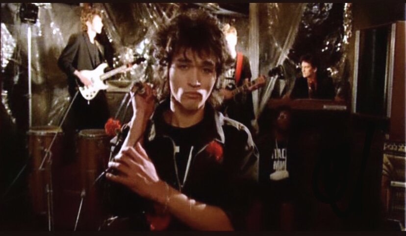 Отрывок из клипа "Перемен"