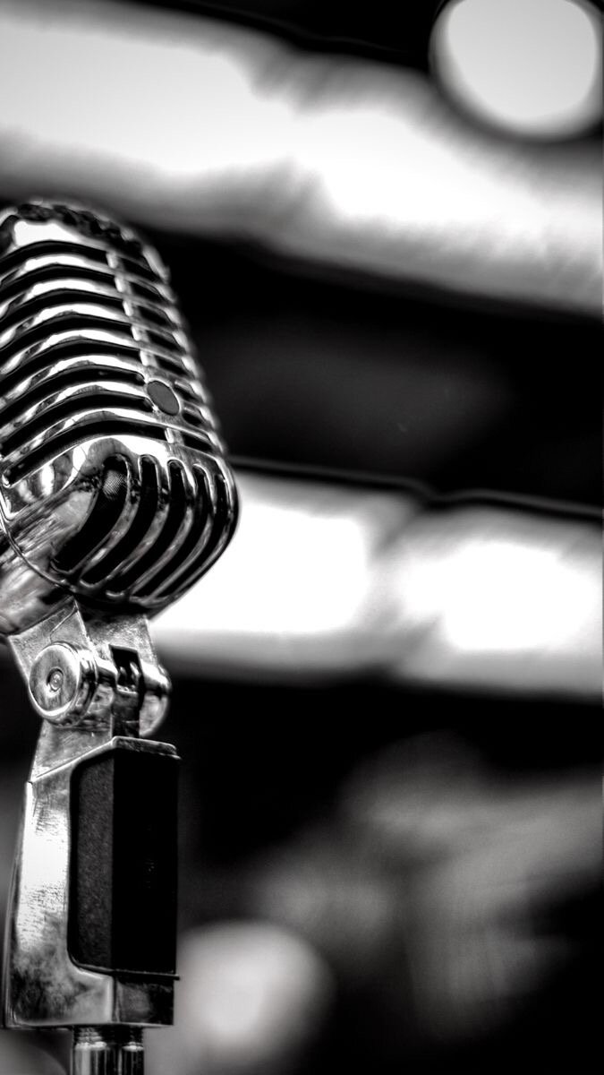 Это, кстати, в будущем положительно скажется на долгосрочном здоровье ваших зубов. Поэтому внутренние брекеты очень полезны для формирования правильной привычки произношения звуков.