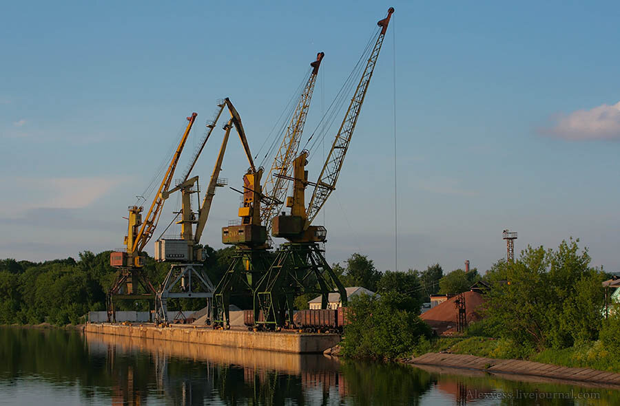 Дмитровский грузовой порт.
