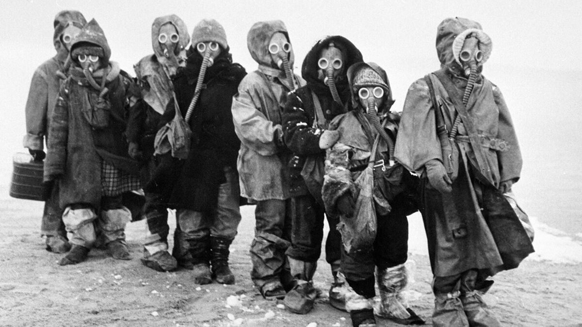 Константин Лопушанский «Письма Мёртвого человека» (кадр из фильма)