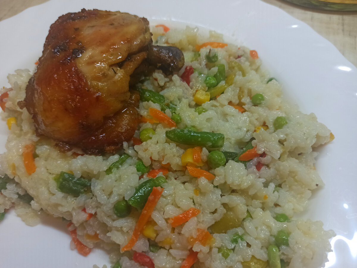 На скорую руку, очень вкусно , очень просто, легко и сытно