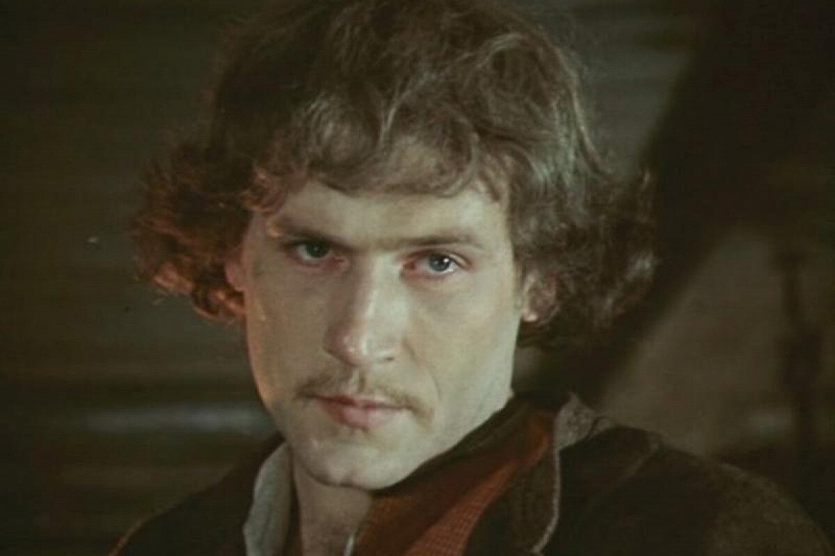 Кадр из фильма «Россия молодая» 