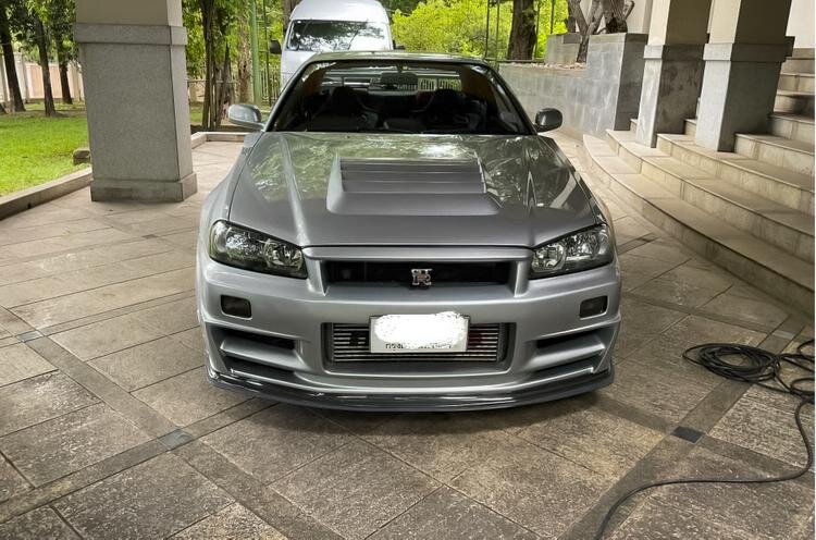 Американский коллекционер, известный в социальных сетях под именем 458 Destroyer, потратил два миллиона долларов (примерно 123 миллиона рублей по текущему курсу) на Nissan Skyline GT-R в исполнении NISMO Z-Tune 2006 года выпуска. Данная модификация считается самой редкой и востребованной у поклонников марки со всего мира. Японцы собрали вручную всего 19 подобных спорткаров. При этом несколько лет назад аналогичную модель можно было приобрести за полмиллиона долларов.