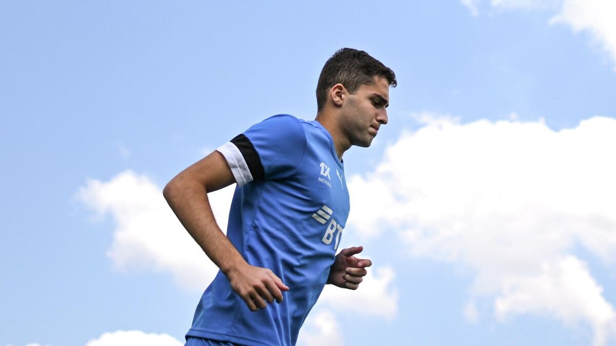 Арсен Захарян