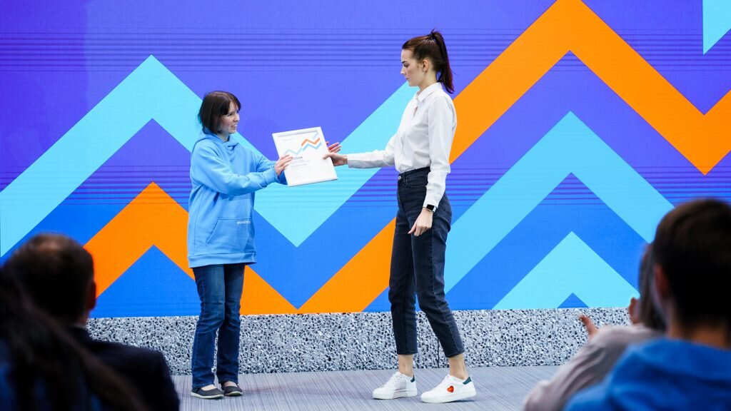    Совместно с руководителем Ольга написала несколько научных статей и в 2022 году стала лауреатом премии «Математическая прогрессия», учрежденной для поддержки математически одаренной молодежи компанией «Газпром нефть» и Санкт-Петербургским государственным университетом Мария Филиппова