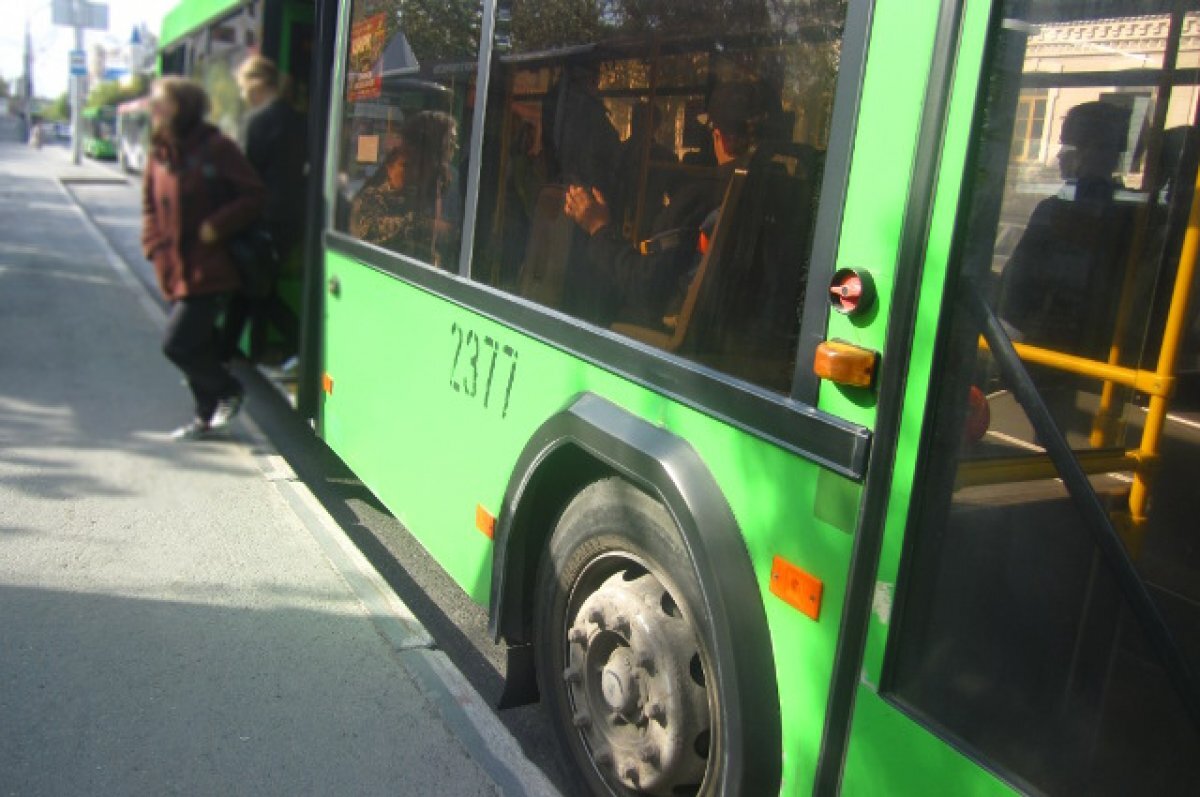    В Тобольске школьника высадили из автобуса и 6 раз списали плату за проезд