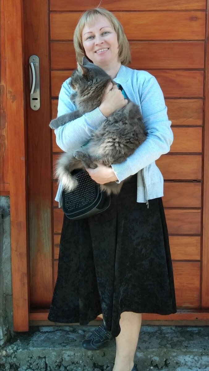 Это я - Нестор с моей новой мамой.