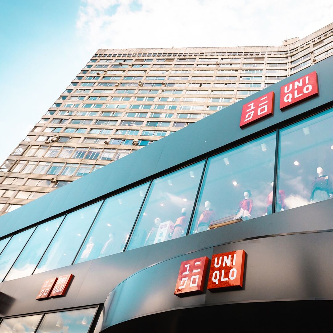 Стрит-ритейл магазин Uniqlo в Москве 
