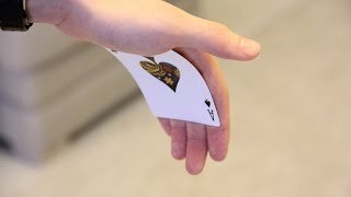 Бросок карты можно осуществить двумя способами 