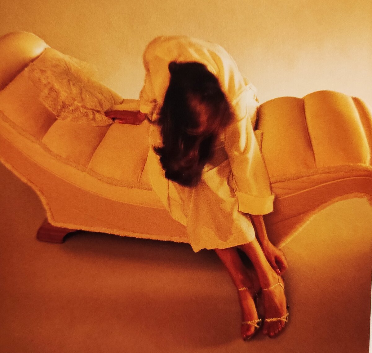 Ядерная угроза и опасная экономика - мода простоты и милоты. Туфли Золушки от The Chelsea Cobbler, Vogu, ноябрь 1978 г.