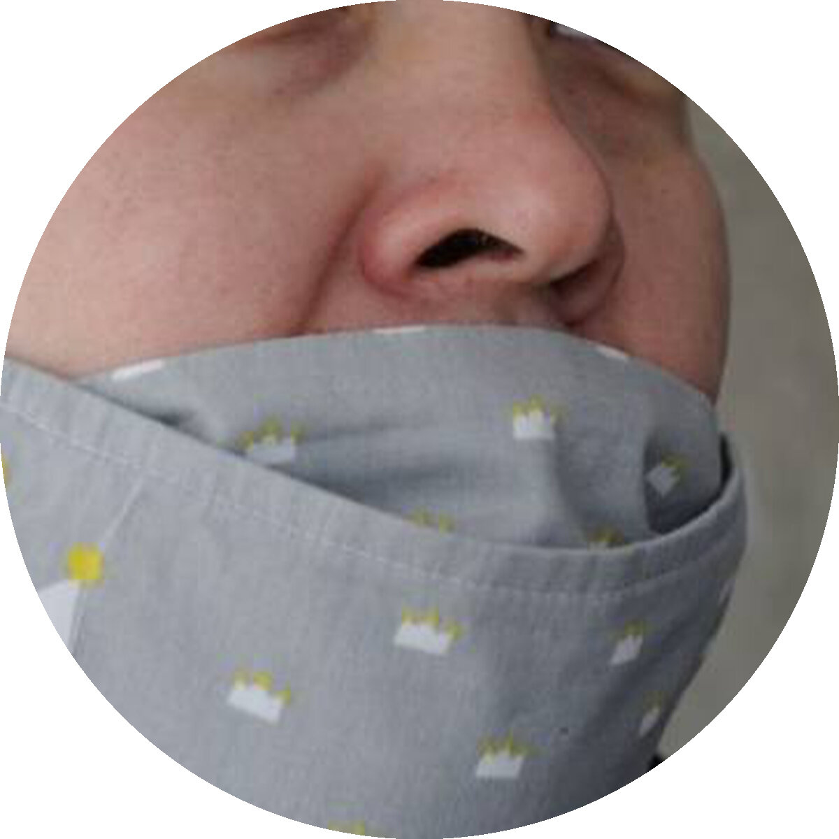 Почему? Ну "запакуйте свой нос"!