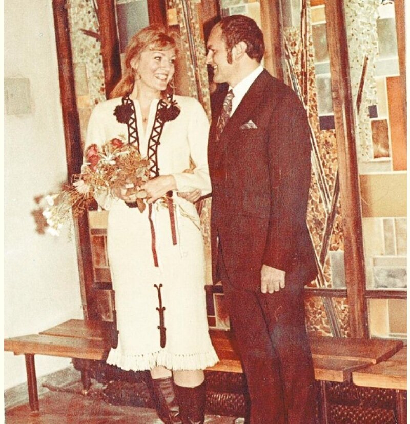 Свадьба Анны Герман и Збигнева Тухольского 1972 год. Фото Яндекс картинки.