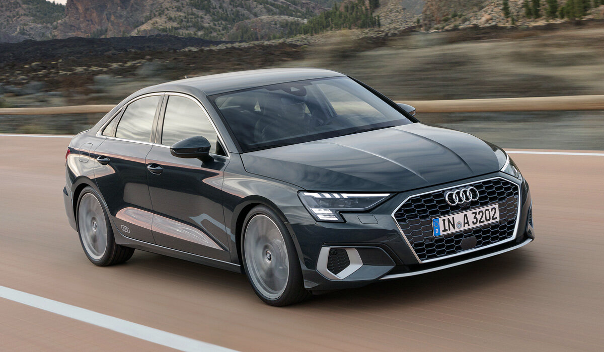 https://autoreview.ru/images/gallery/%D0%9D%D0%BE%D0%B2%D0%BE%D1%81%D1%82%D0%B8/2020/April/21/audi-a3-sedan4.jpg