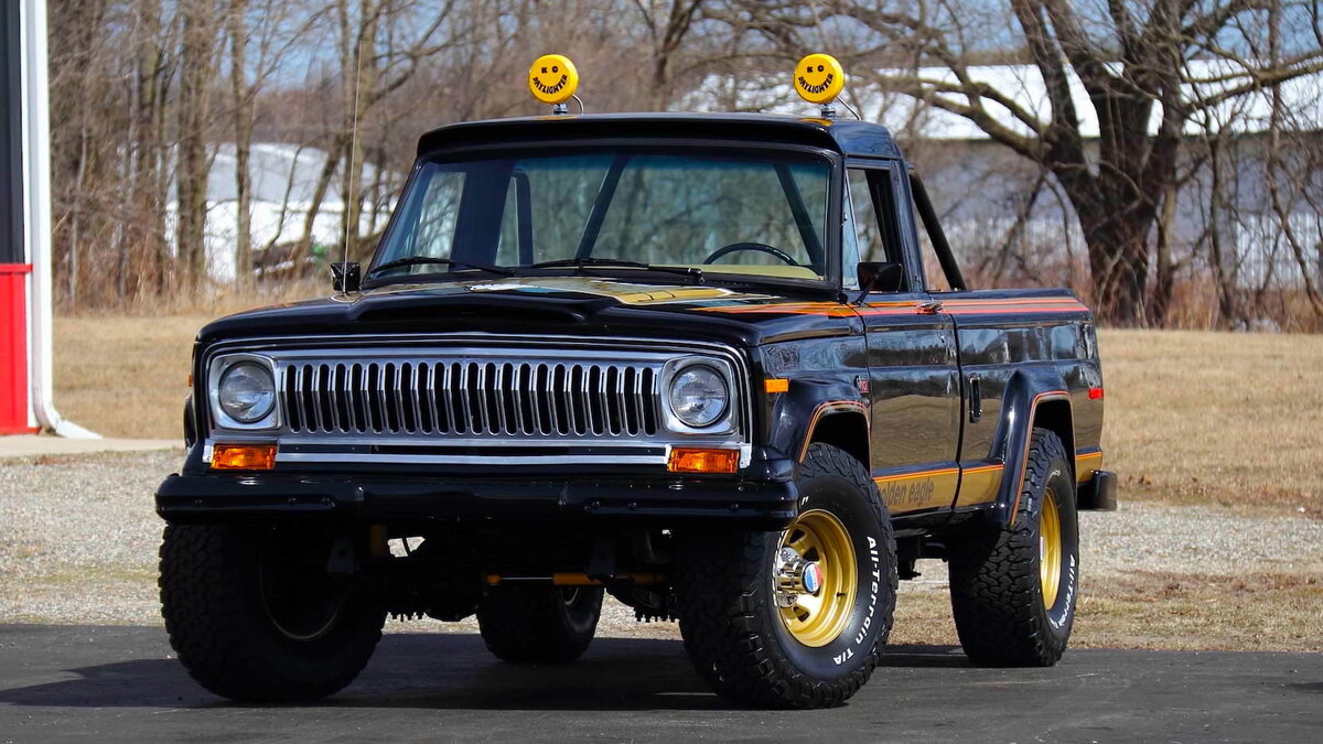 Jeep Cherokee Chief Golden Eagle