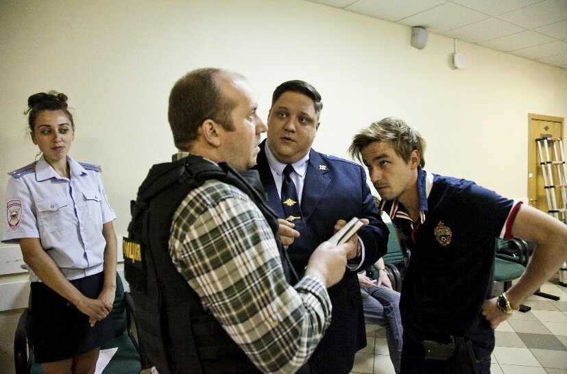 Кадры из сериала «Полицейский с Рублёвки»