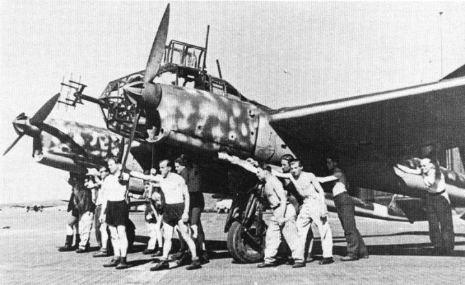FW-189 «Behelfsnachtjoger», ночной истребитель "Рама", он же "Ночной филин", призванный бороться с "Ночными ведьмами" на Восточном фронте