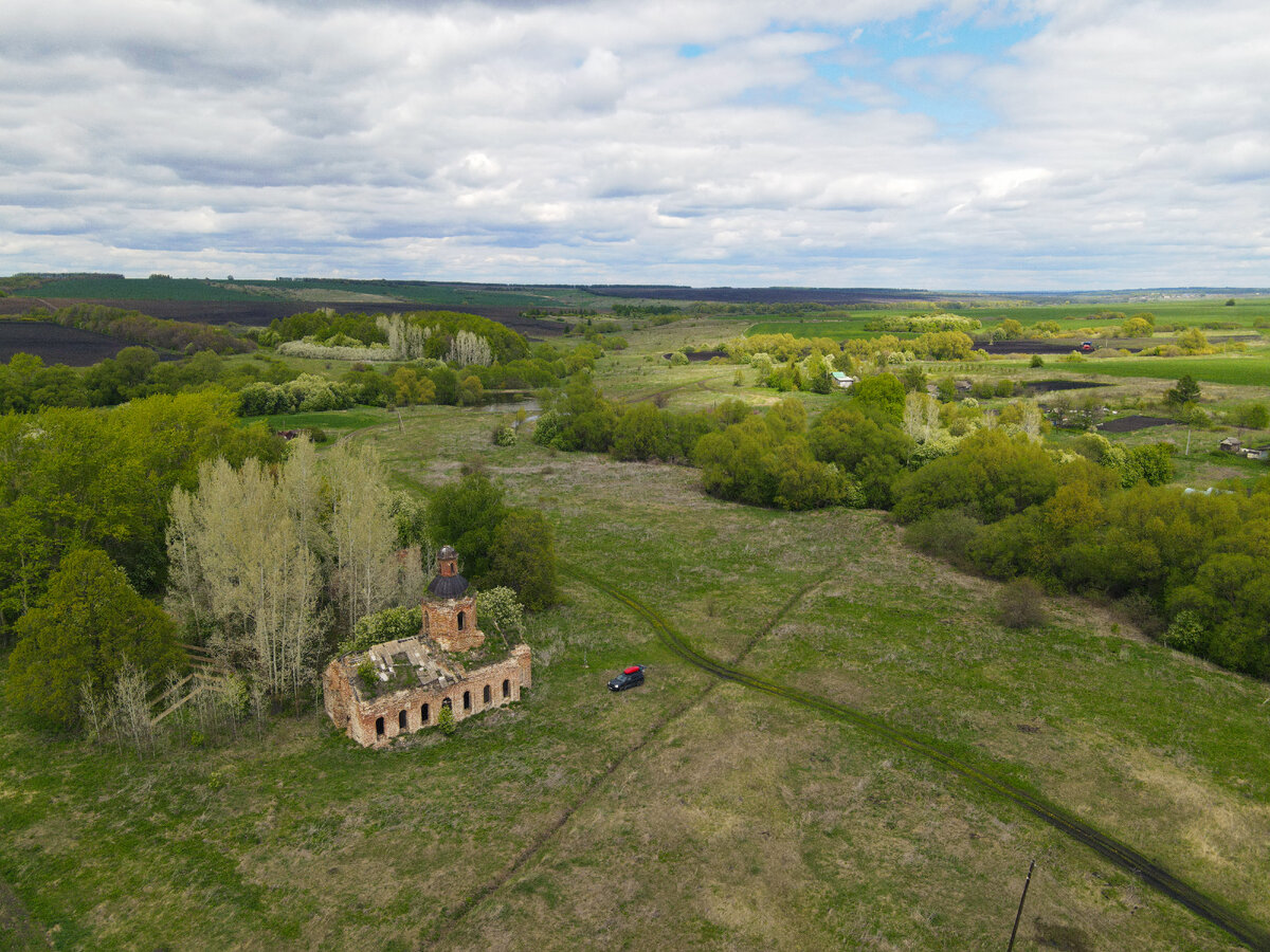 Листайте дальше->