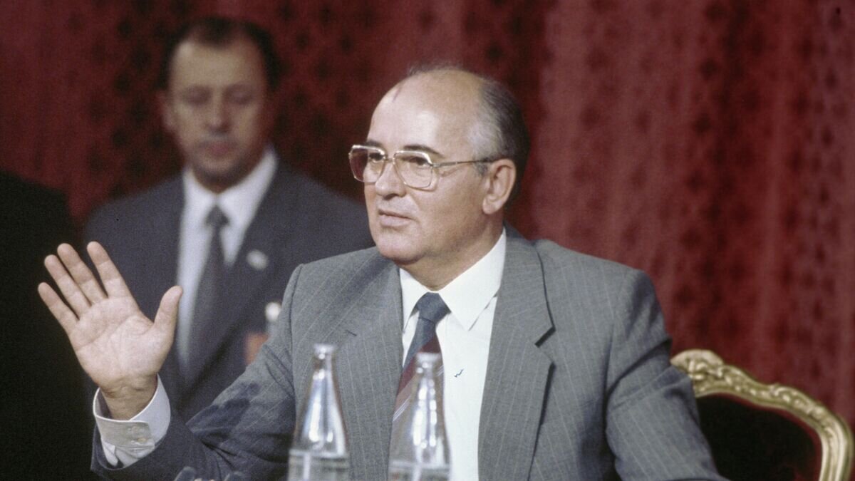    Генеральный секретарь ЦК КПСС Михаил Сергеевич Горбачев © РИА Новости / Юрий Абрамочкин