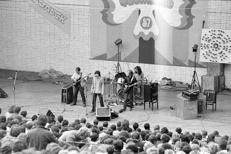 35 лет назад прошел первый рок-фестиваль общенационального масштаба — «Подольск-87». Сегодня его называют главным событием в истории русского рокаФото: Константин Преображенский, wikimedia.org, CC BY-SA 4.0