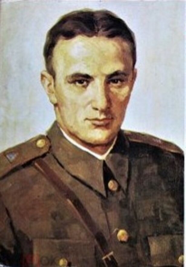 Герой Советского Союза — высшая степень отличия в СССР, которой удостаивали за совершение подвига или выдающиеся заслуги во время боевых действий, а также и в мирное время.