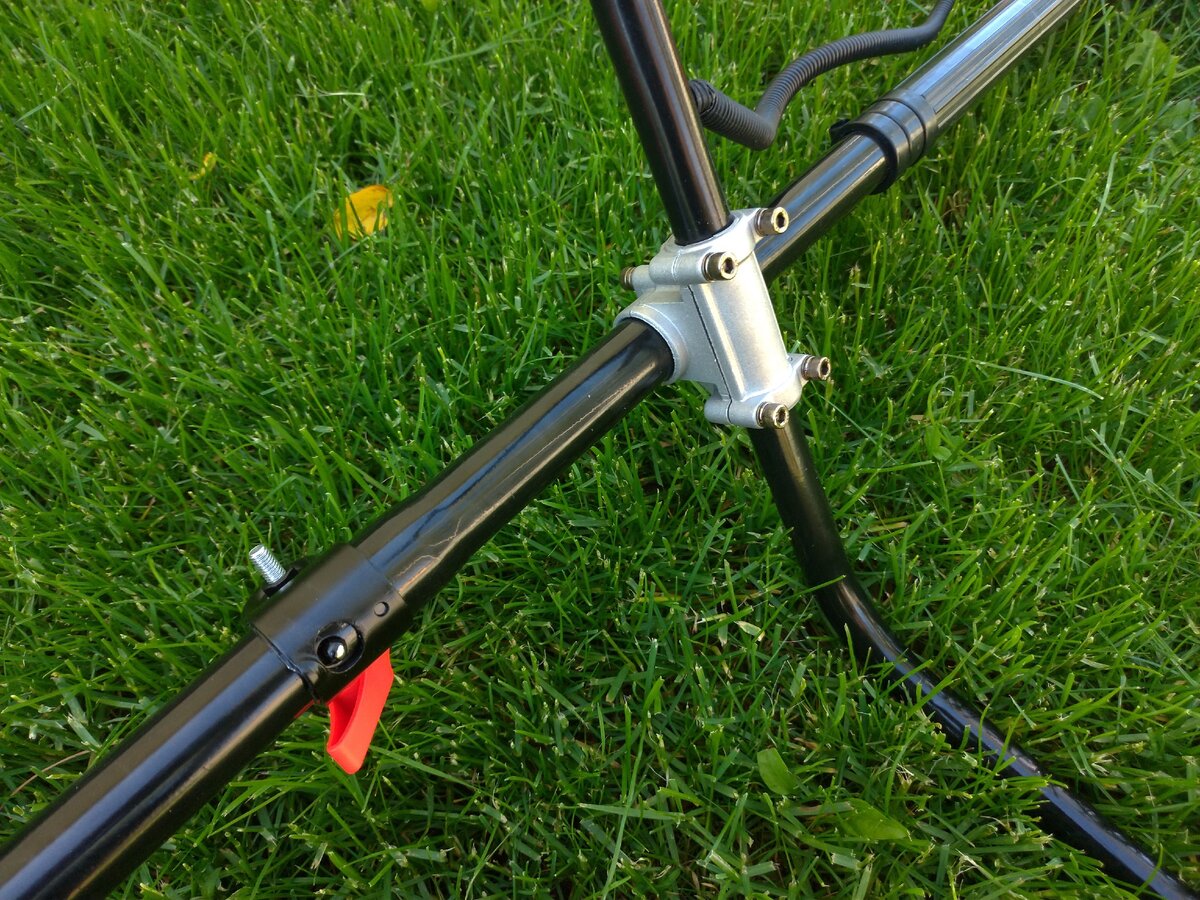 Место соединения штанги.