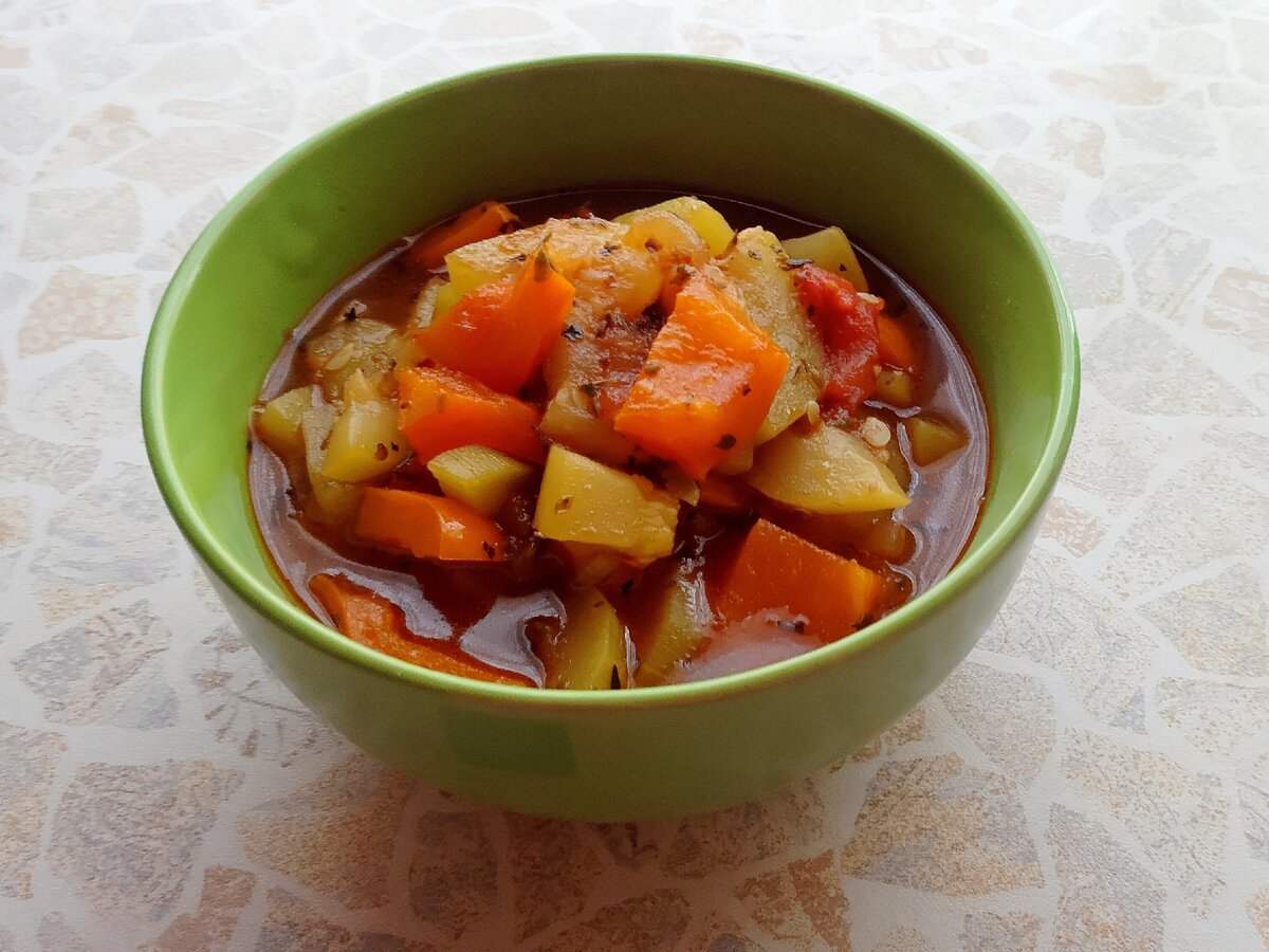 Можно есть и в горячем виде, но в жару, из холодильника - то, что нужно!