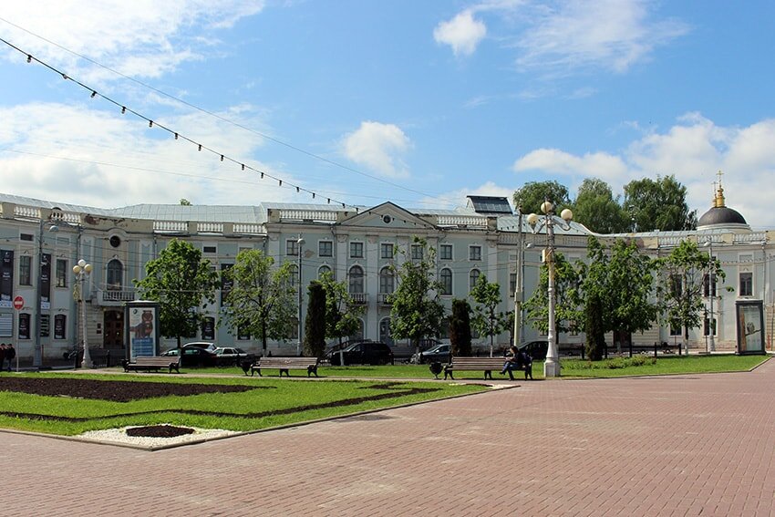 Тверь ул южная. Трёхсвятская улица в Твери. Пешеходная улица в Твери