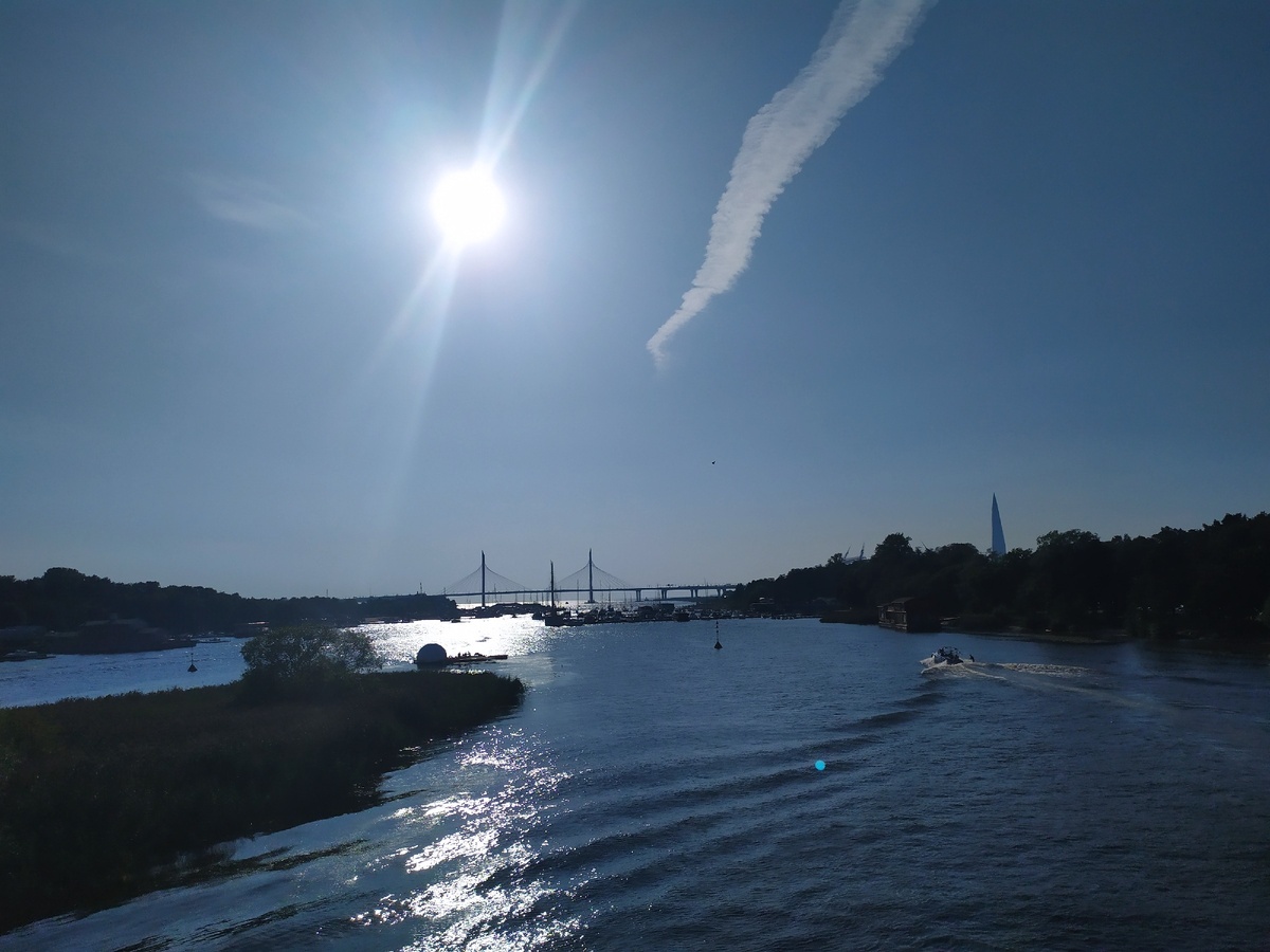 Плавать в Петербурге или Москве - явно не лучшее занятие...