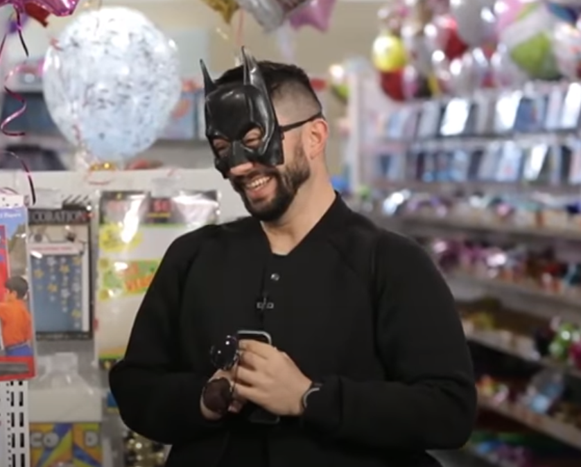 Сахтара нашел для себя маску