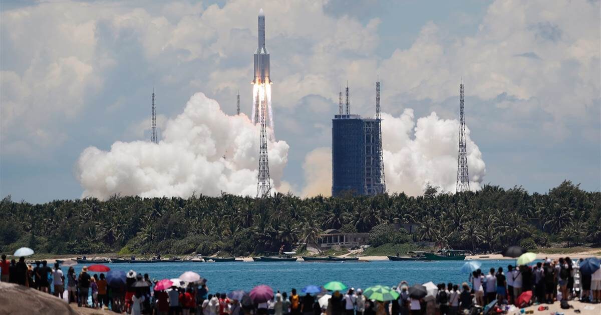 Запуск "Чанчжэн-5". Источник: Яндекс.Картинки