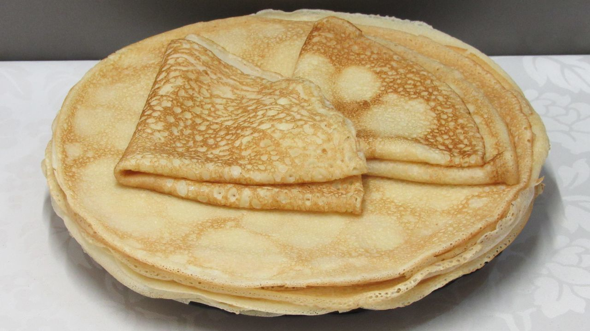 Блинчики без яиц. Блины на воде. Вкусные блинчики на воде. Тонкие блинчики на воде. Блинчики из пресного теста