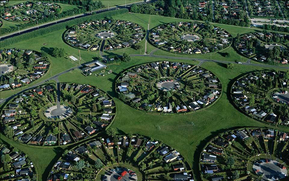 24  участка круглой формы